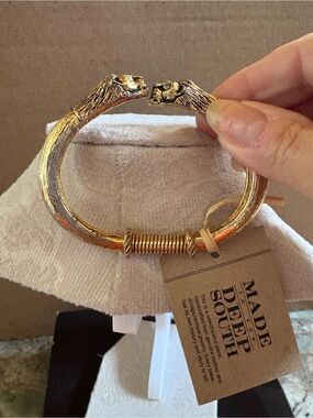 Made in the Derp South vintage Gold Lion Head Cuff Bracelet